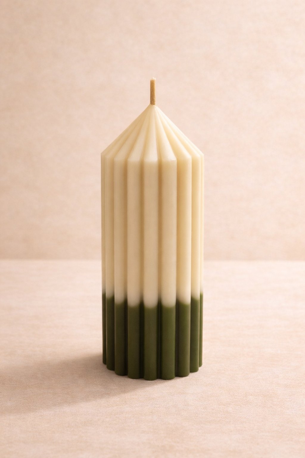 Sage & Snow — Tall Fluted Pillar